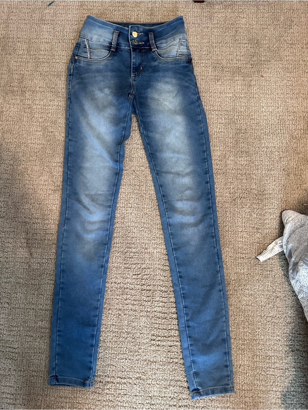 Women's Mid-Rise Faded Blue Skinny Jeans